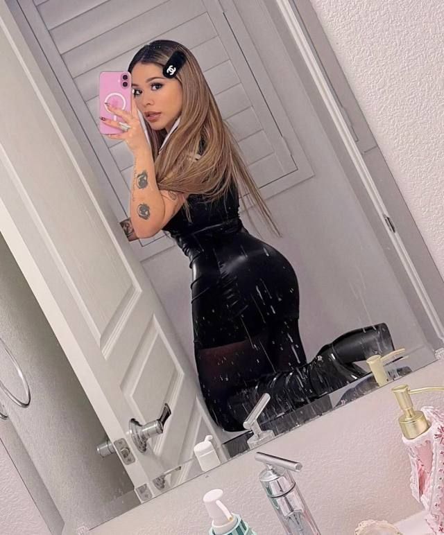 No upfront payment Available for all of your fantasy with my CREAMY TIGHT PUSSY Coke&meth Available HMU On 7542170575 - Image 2